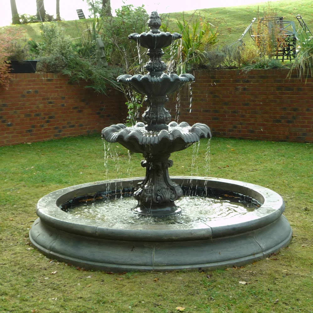 outdoor three tiers fountain